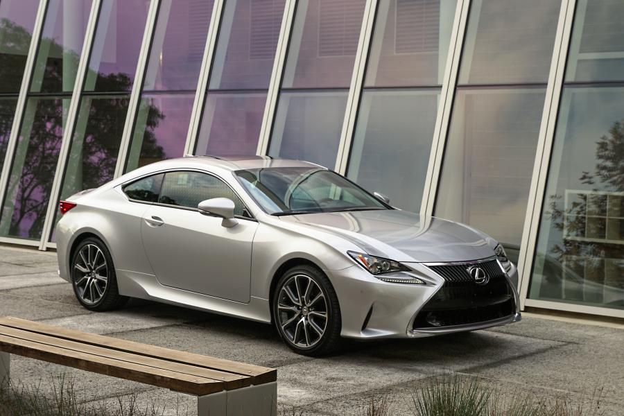  Lexus RC200t 2016 года  (NA) (фото 9 из 16)